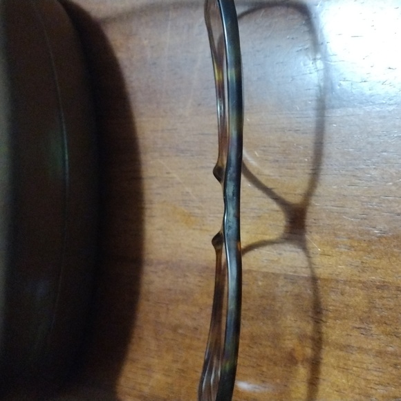 Authentic Gucci Eyeglass frames - Picture 10 of 16